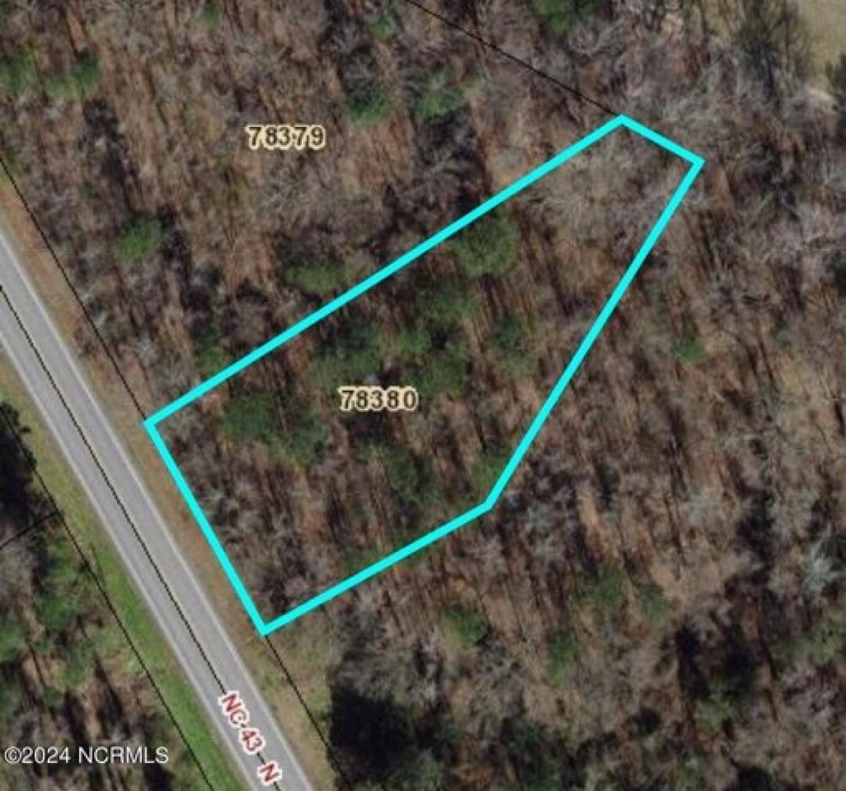 Picture of Residential Land For Sale in Greenville, North Carolina, United States