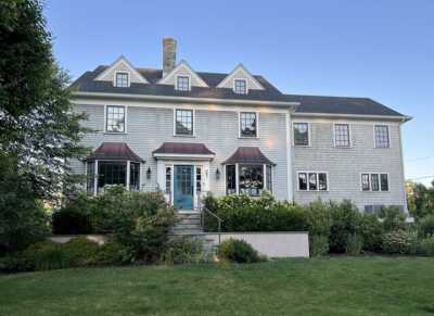 Home For Sale in Darien, Connecticut