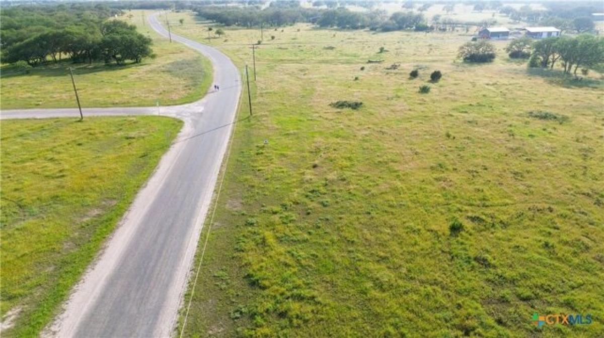 Picture of Residential Land For Sale in Lampasas, Texas, United States