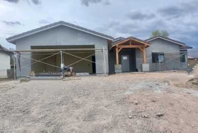 Home For Sale in Gold Canyon, Arizona