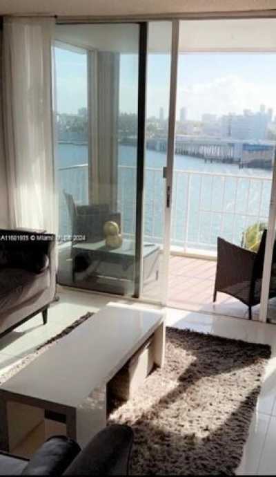 Apartment For Rent in North Bay Village, Florida