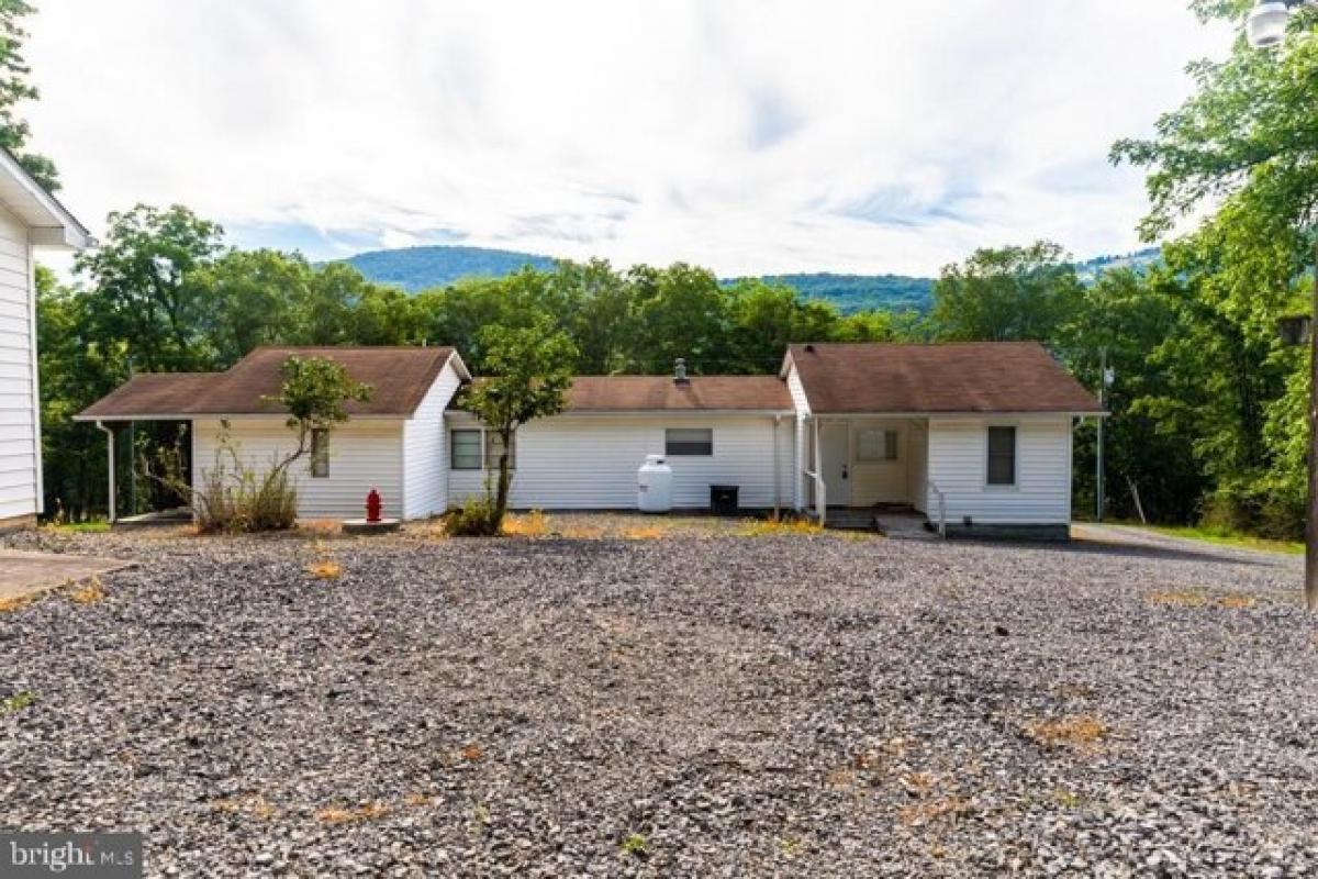 Picture of Home For Sale in Fisher, West Virginia, United States