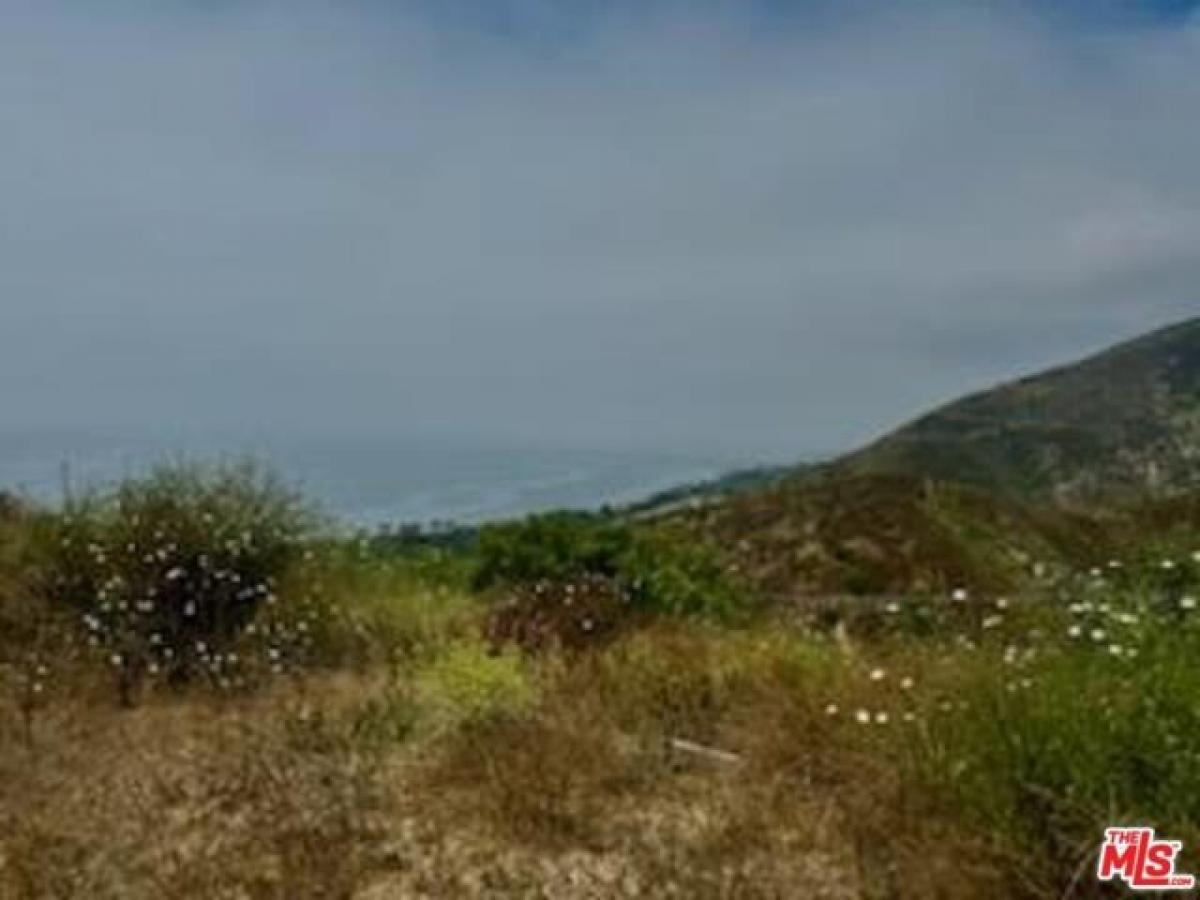 Picture of Residential Land For Sale in Malibu, California, United States