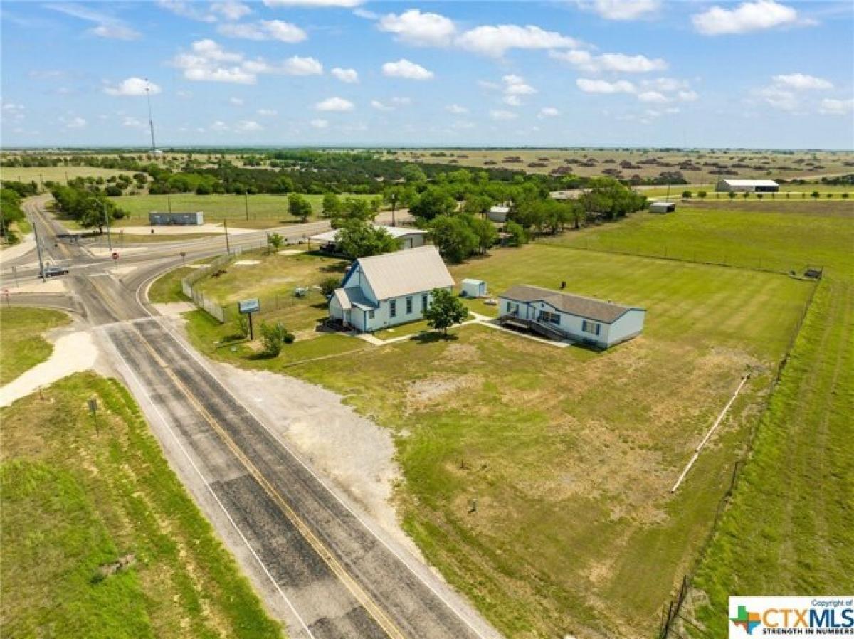 Picture of Home For Sale in Purmela, Texas, United States