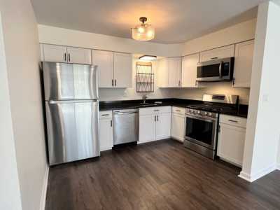 Home For Rent in Highland Park, Illinois