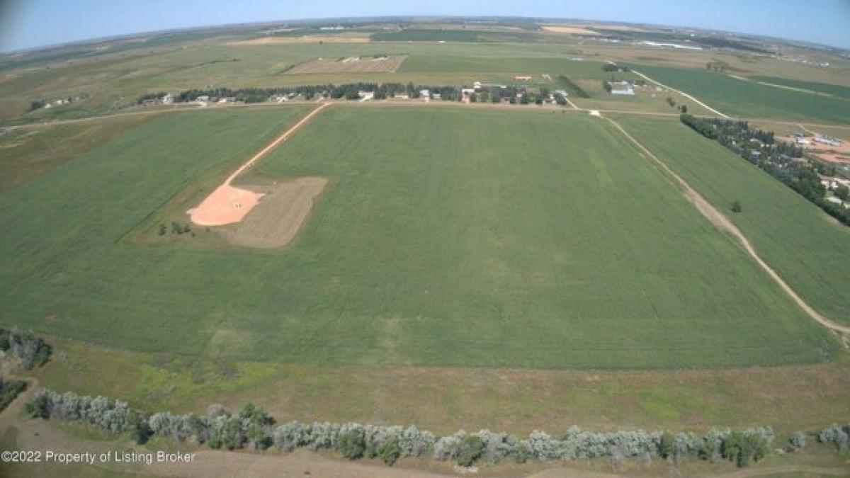 Picture of Residential Land For Sale in Dickinson, North Dakota, United States