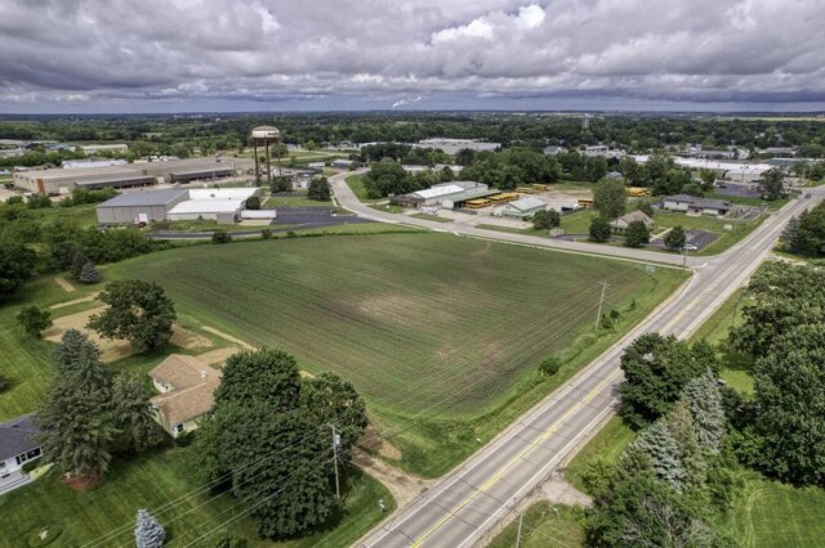 Picture of Residential Land For Sale in Union Grove, Wisconsin, United States