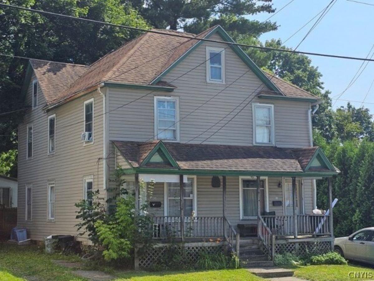 Picture of Home For Sale in Auburn, New York, United States