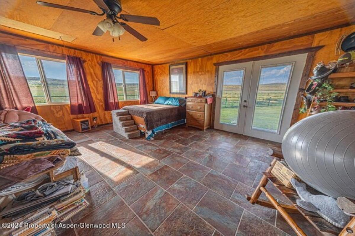 Picture of Home For Sale in Craig, Colorado, United States