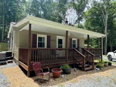 Home For Sale in Chilhowie, Virginia