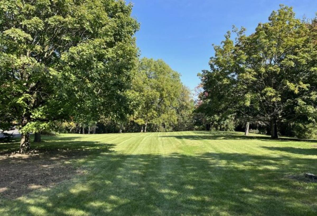 Picture of Residential Land For Sale in Saint Charles, Illinois, United States