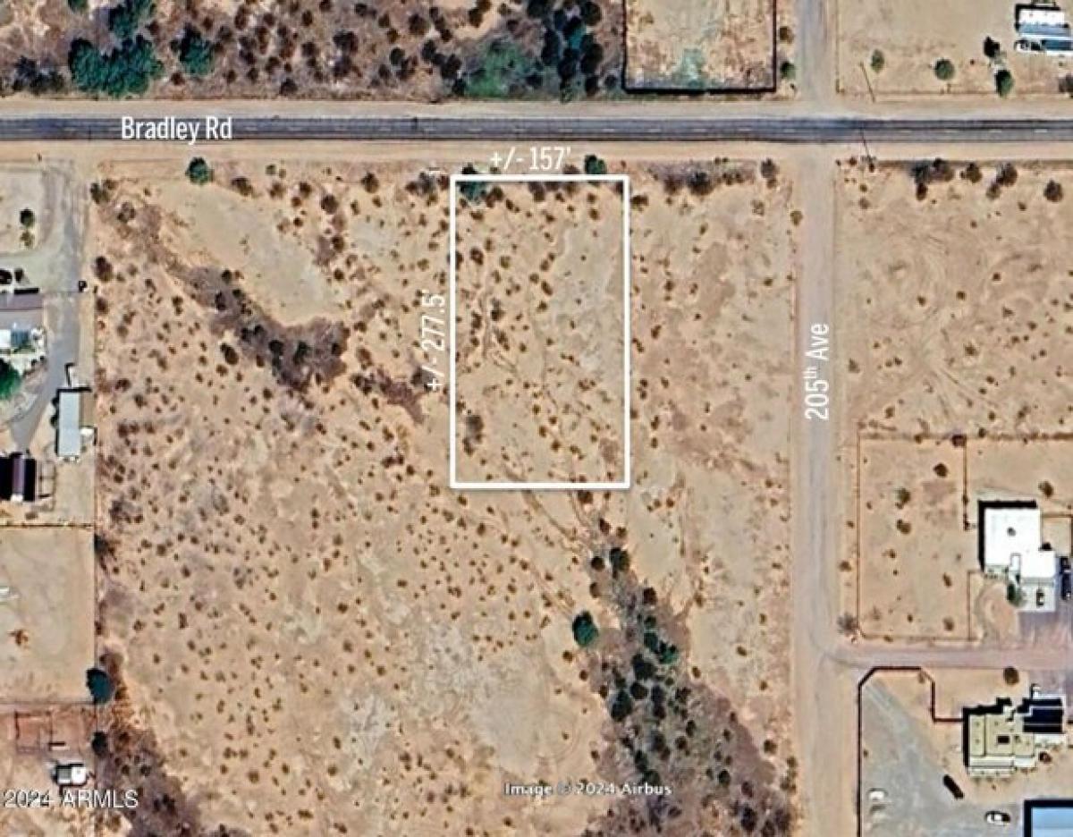 Picture of Residential Land For Sale in Wittmann, Arizona, United States