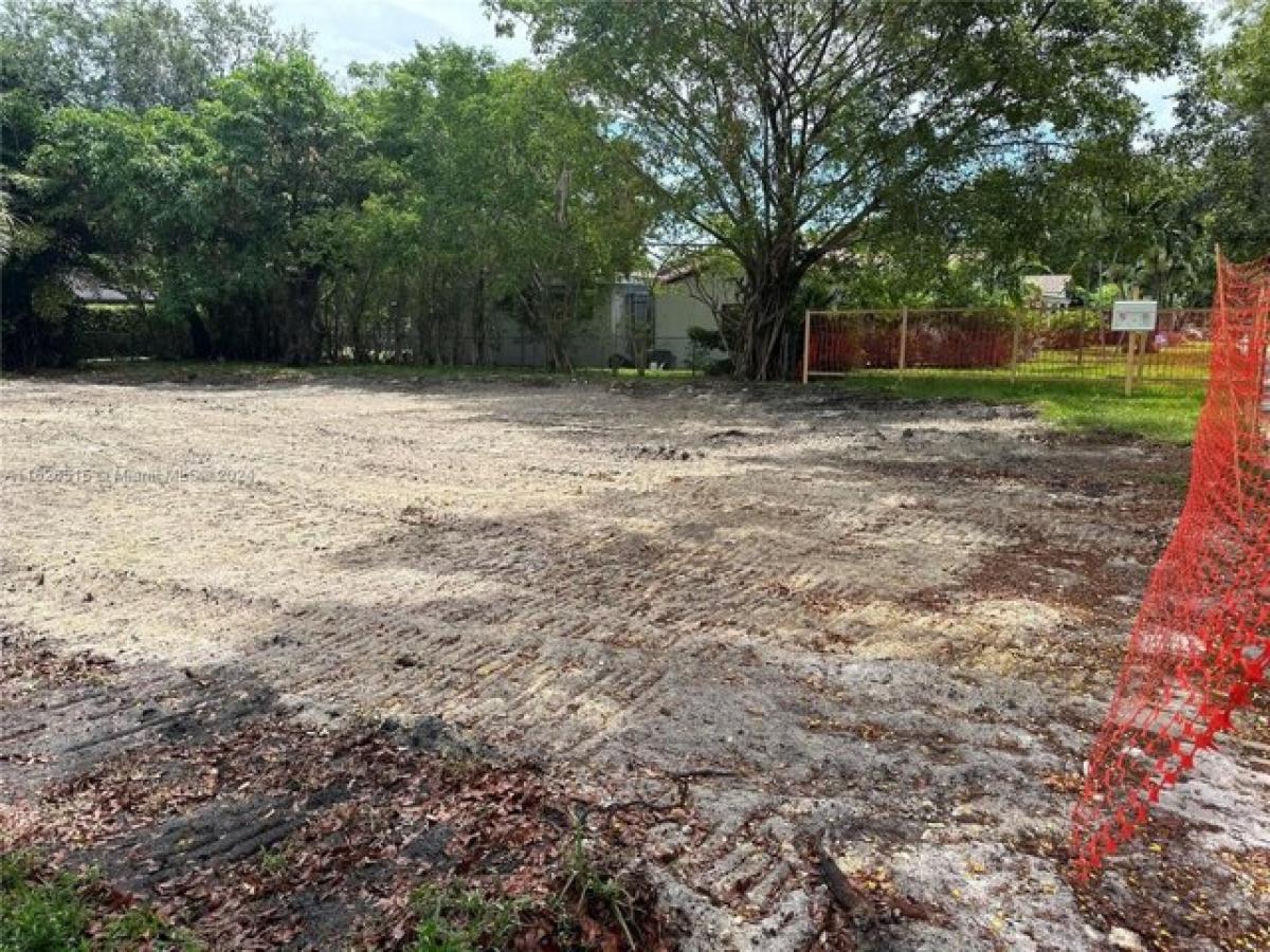 Picture of Residential Land For Sale in Miami Shores, Florida, United States