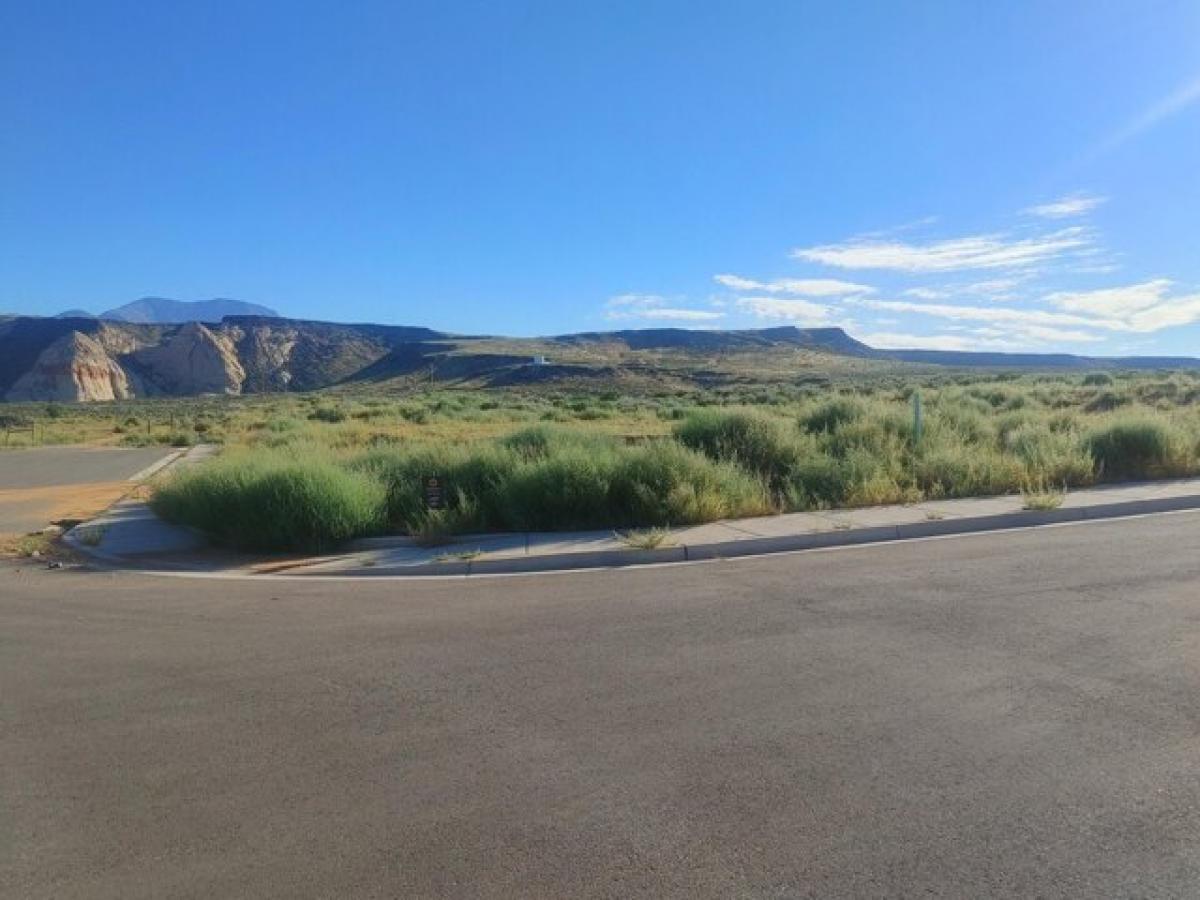 Picture of Residential Land For Sale in Saint George, Utah, United States