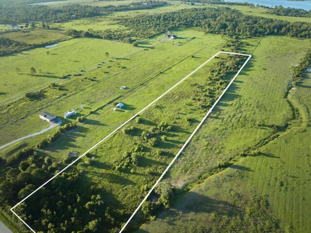 Picture of Residential Land For Sale in Fort Meade, Florida, United States