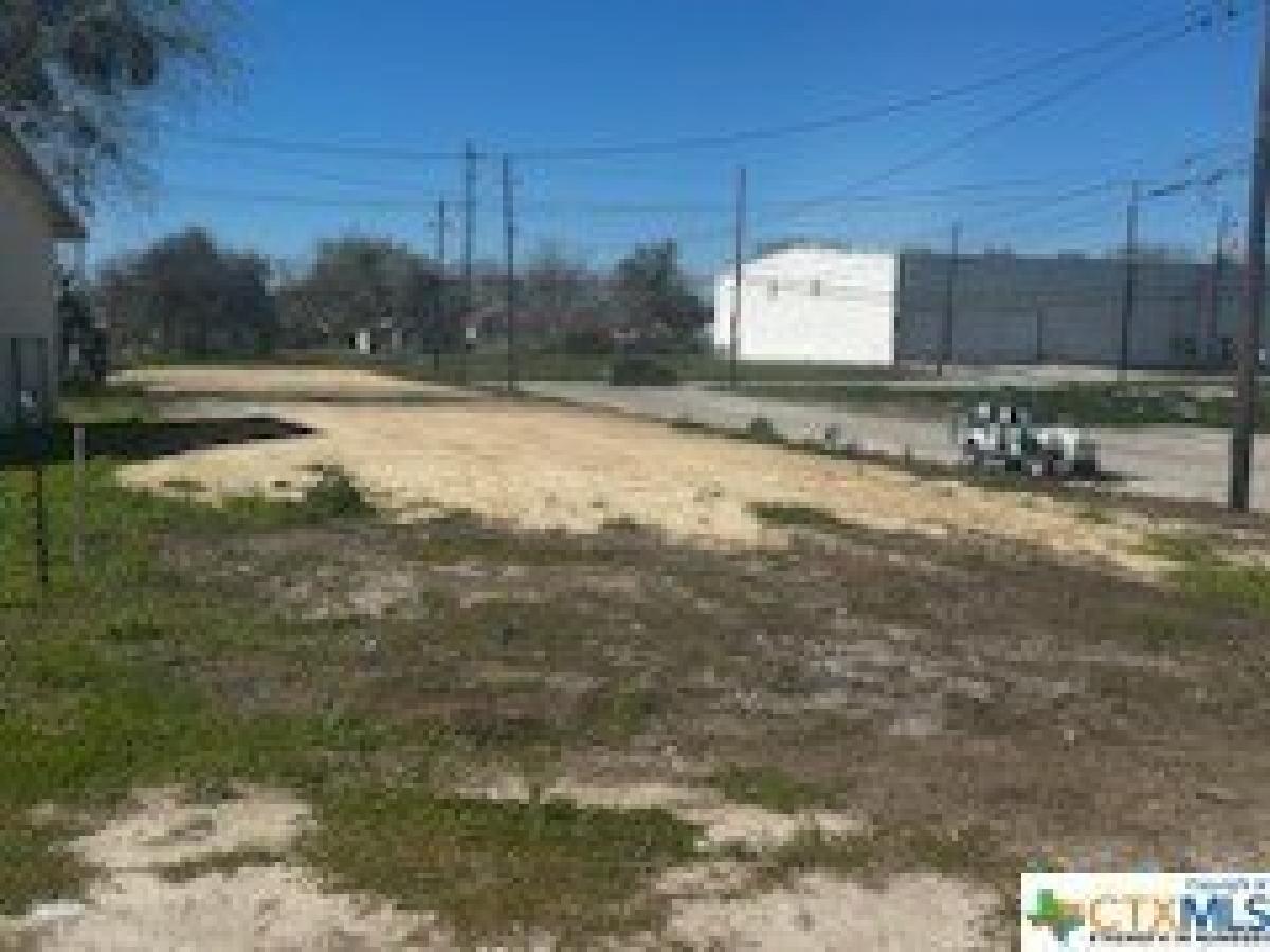 Picture of Residential Land For Sale in Port Lavaca, Texas, United States