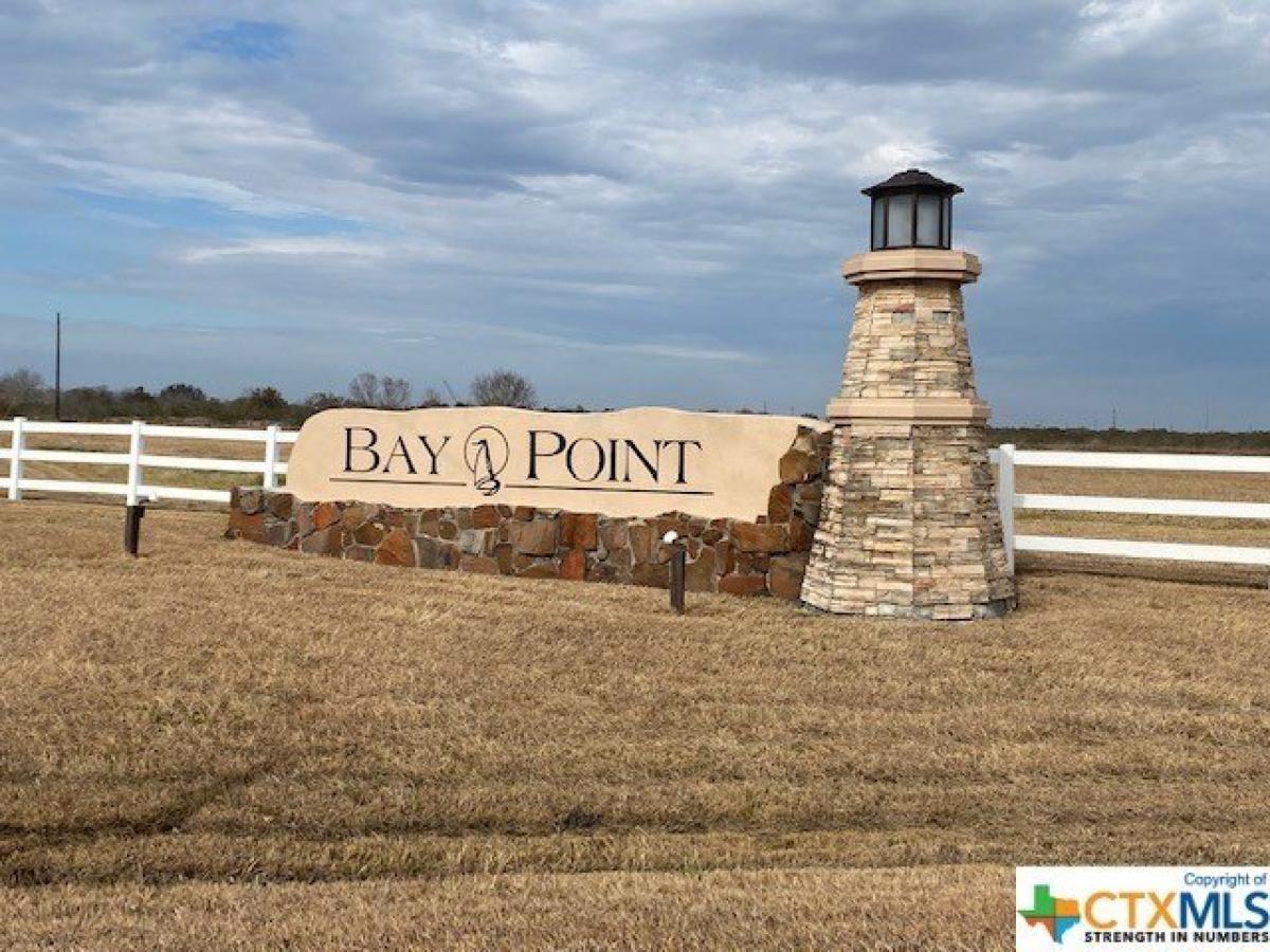 Picture of Residential Land For Sale in Port Lavaca, Texas, United States