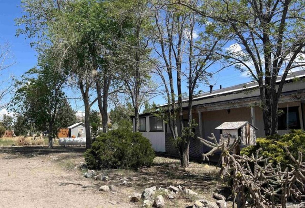 Picture of Home For Sale in Yerington, Nevada, United States