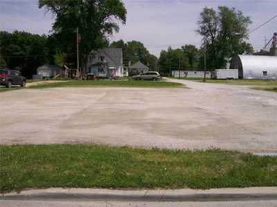 Residential Land For Rent in Nokomis, Illinois