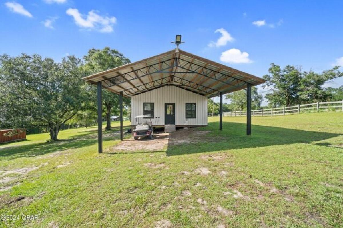 Picture of Home For Sale in Chipley, Florida, United States