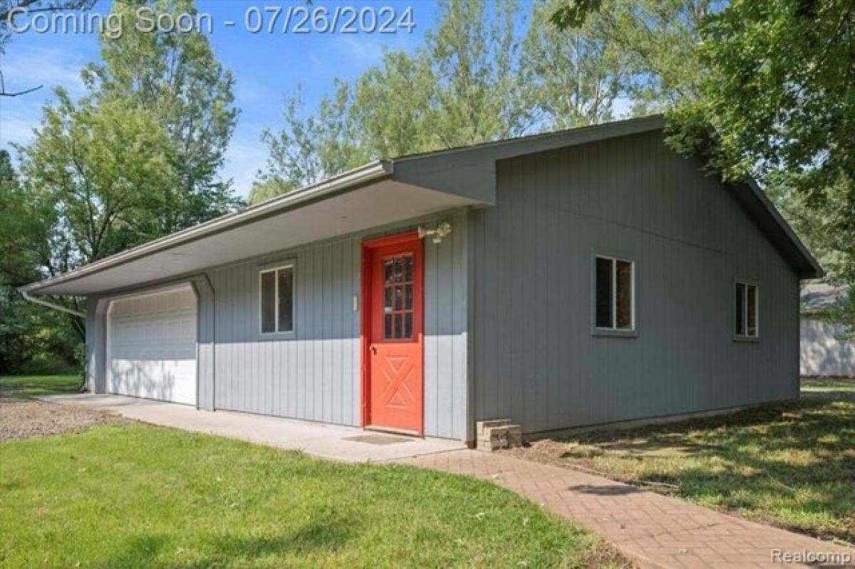 Picture of Home For Sale in Dryden, Michigan, United States