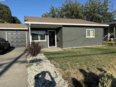 Home For Sale in Bay Point, California