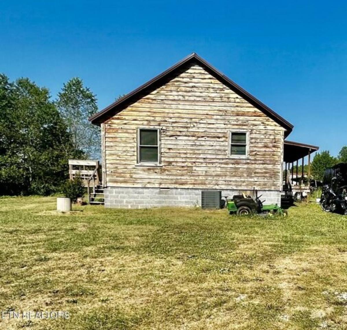 Picture of Home For Sale in Cumberland Gap, Tennessee, United States