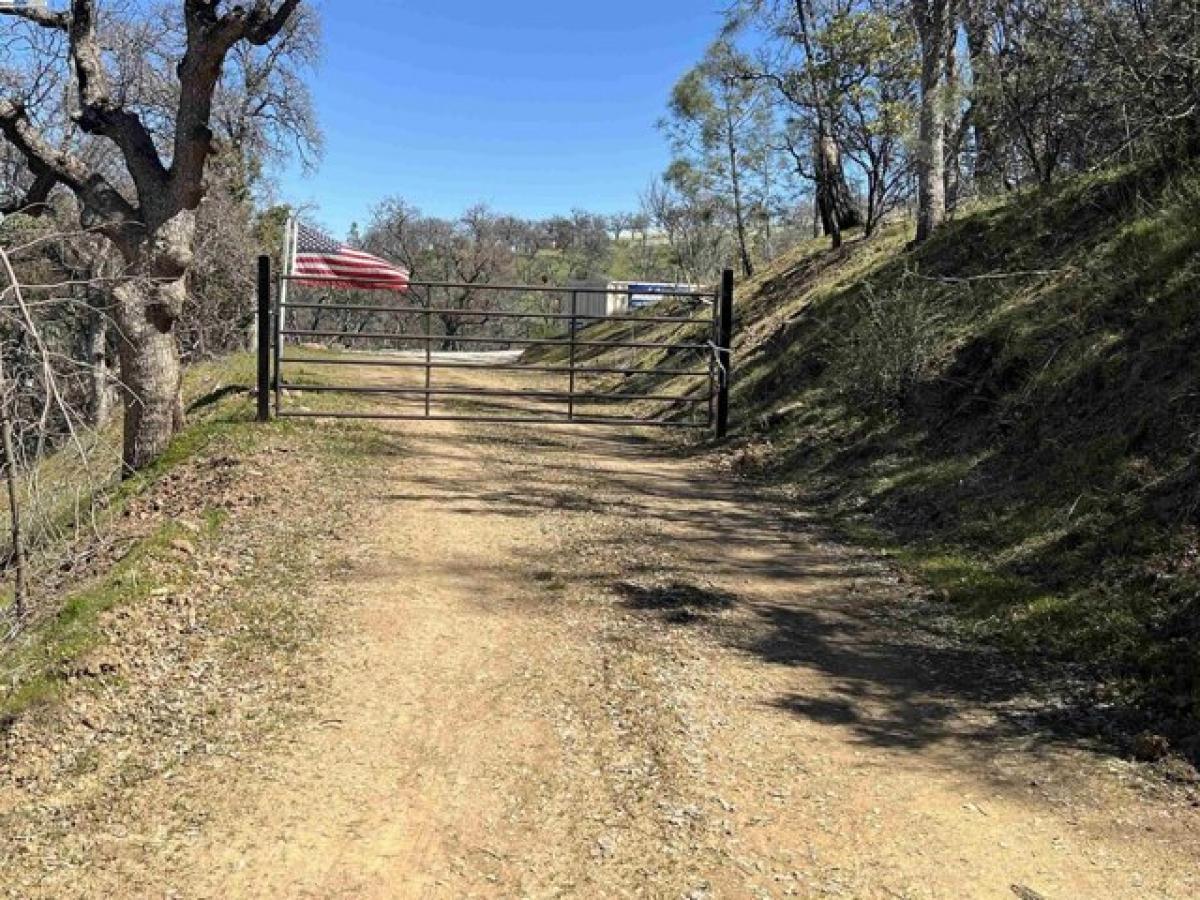 Picture of Residential Land For Sale in Tracy, California, United States