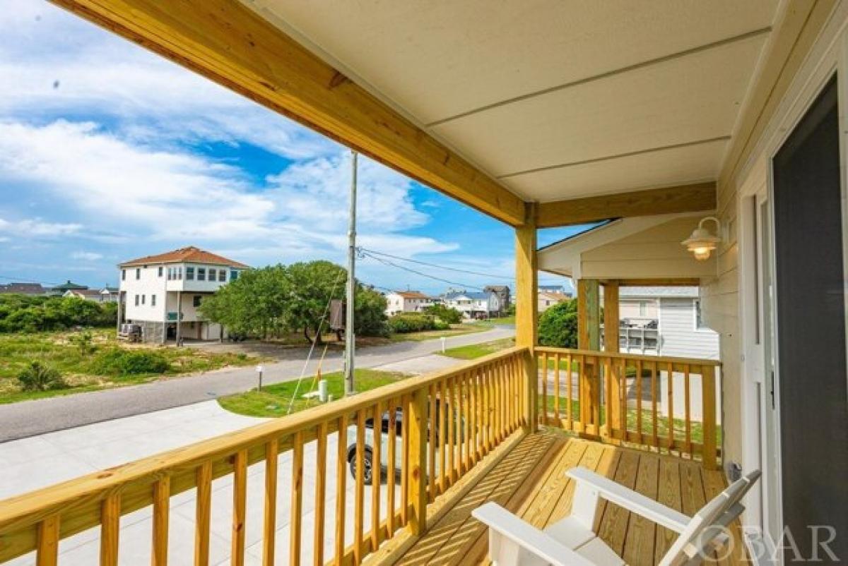 Picture of Home For Sale in Kitty Hawk, North Carolina, United States