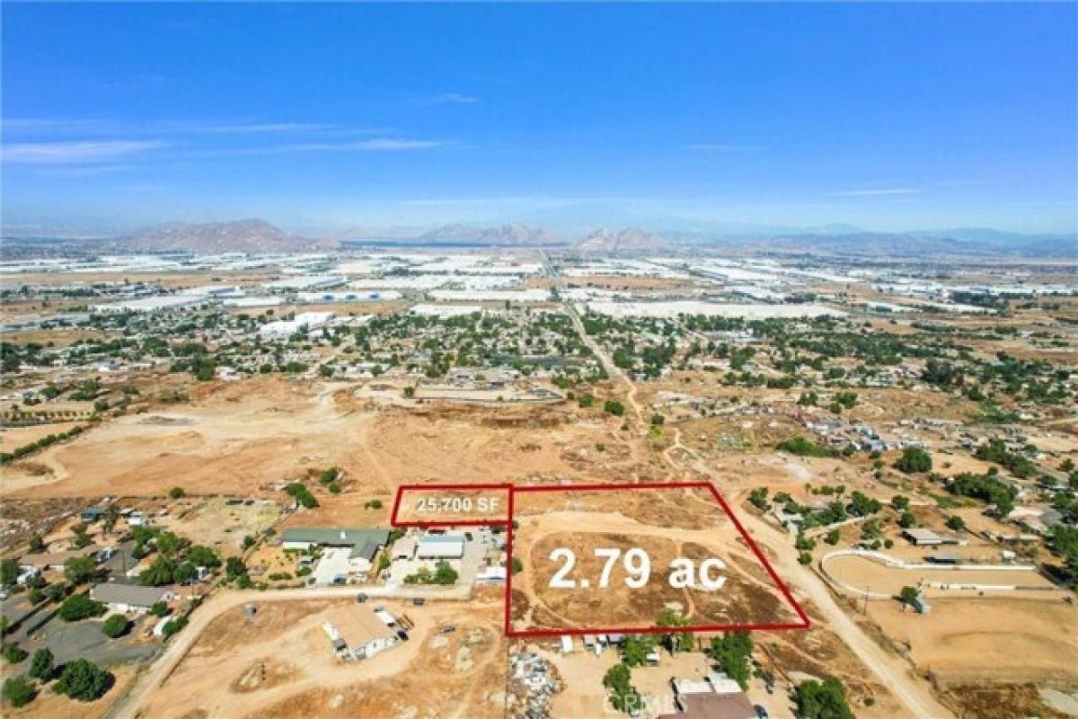 Picture of Residential Land For Sale in Perris, California, United States