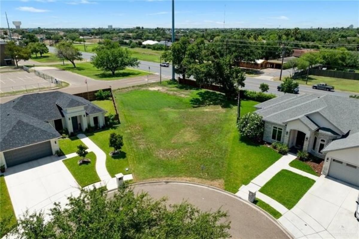 Picture of Residential Land For Sale in McAllen, Texas, United States