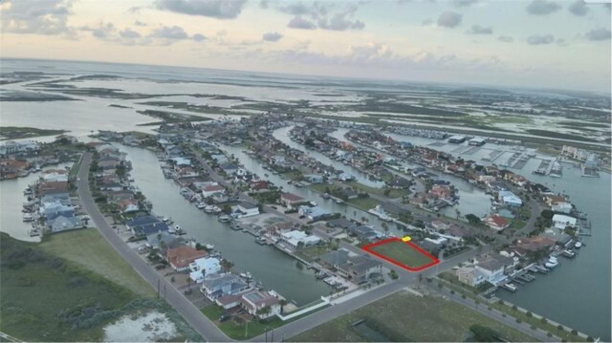 Picture of Residential Land For Sale in Port Aransas, Texas, United States