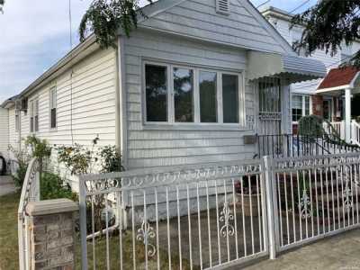 Home For Sale in South Ozone Park, New York