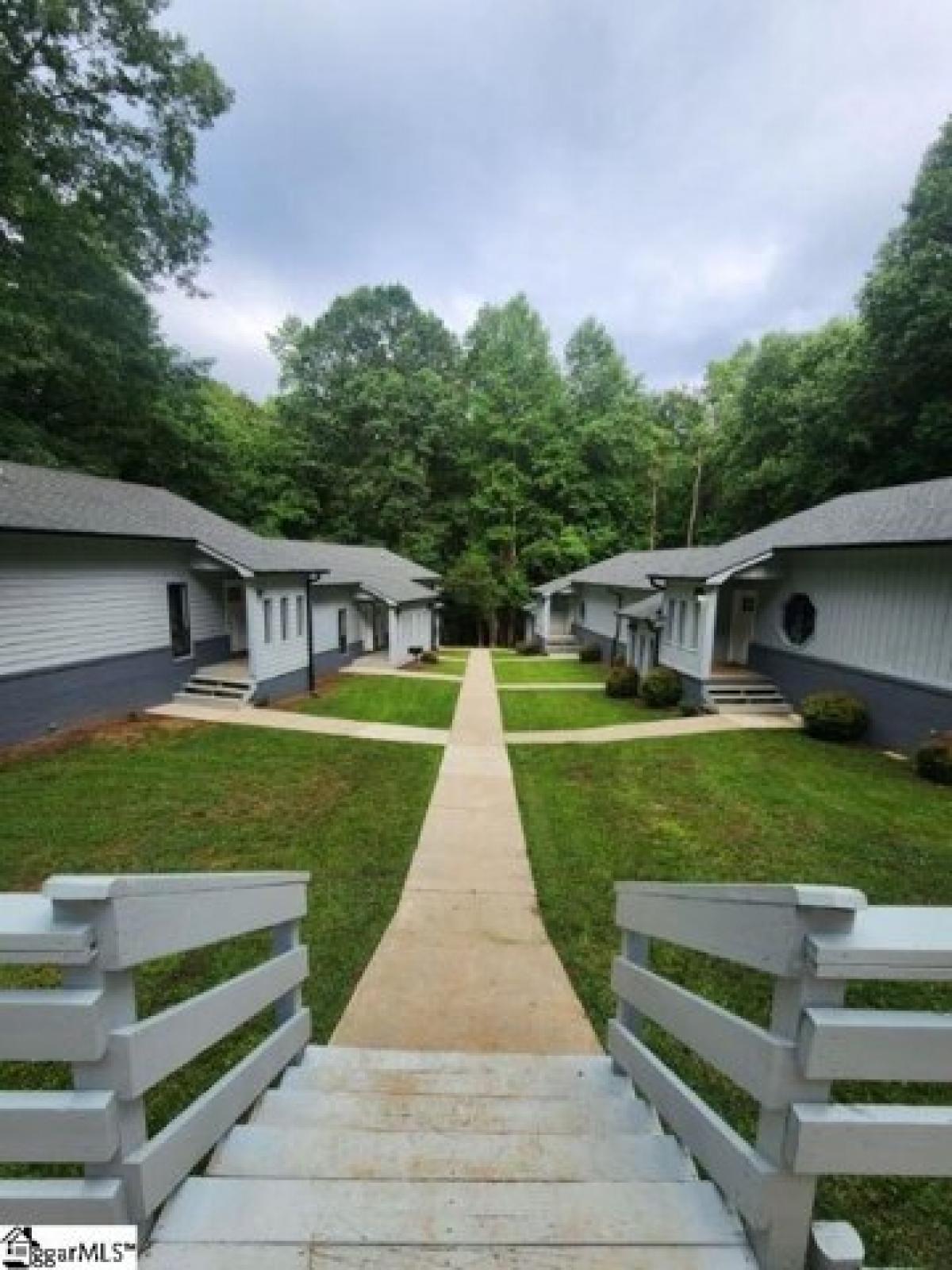 Picture of Home For Sale in Westminster, South Carolina, United States