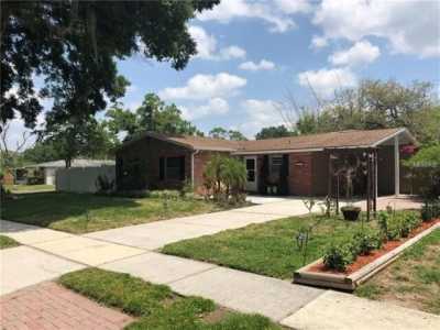 Home For Sale in Seffner, Florida