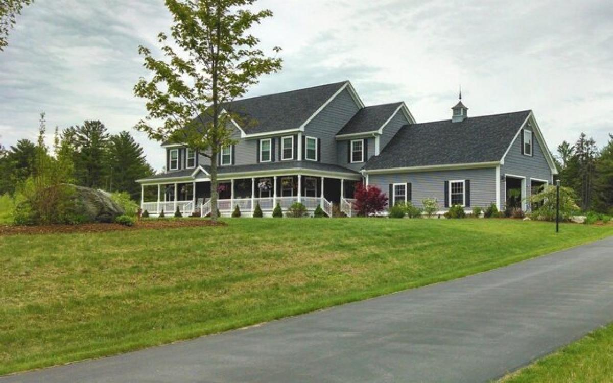 Picture of Home For Sale in Newport, New Hampshire, United States