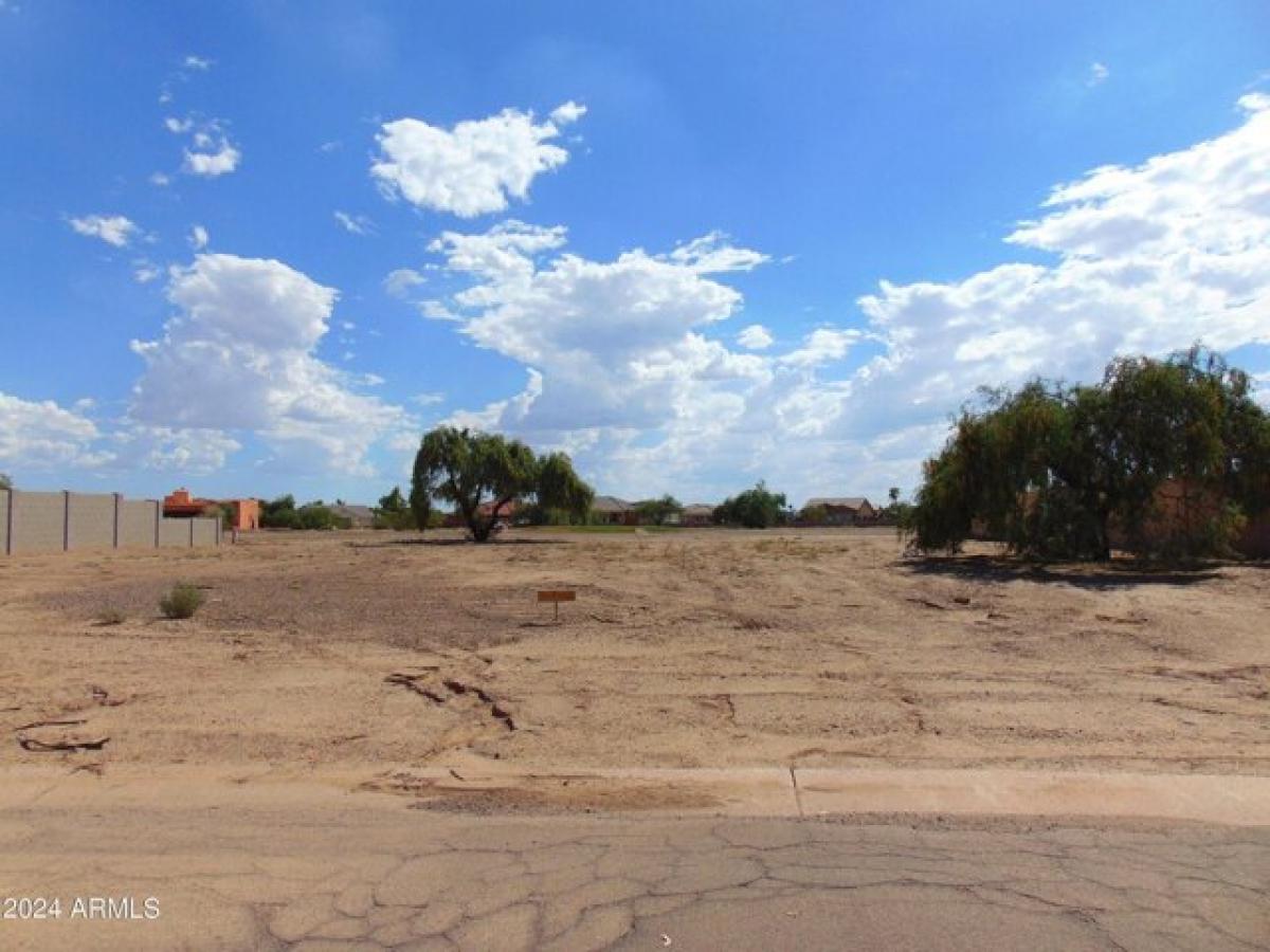 Picture of Residential Land For Sale in Arizona City, Arizona, United States