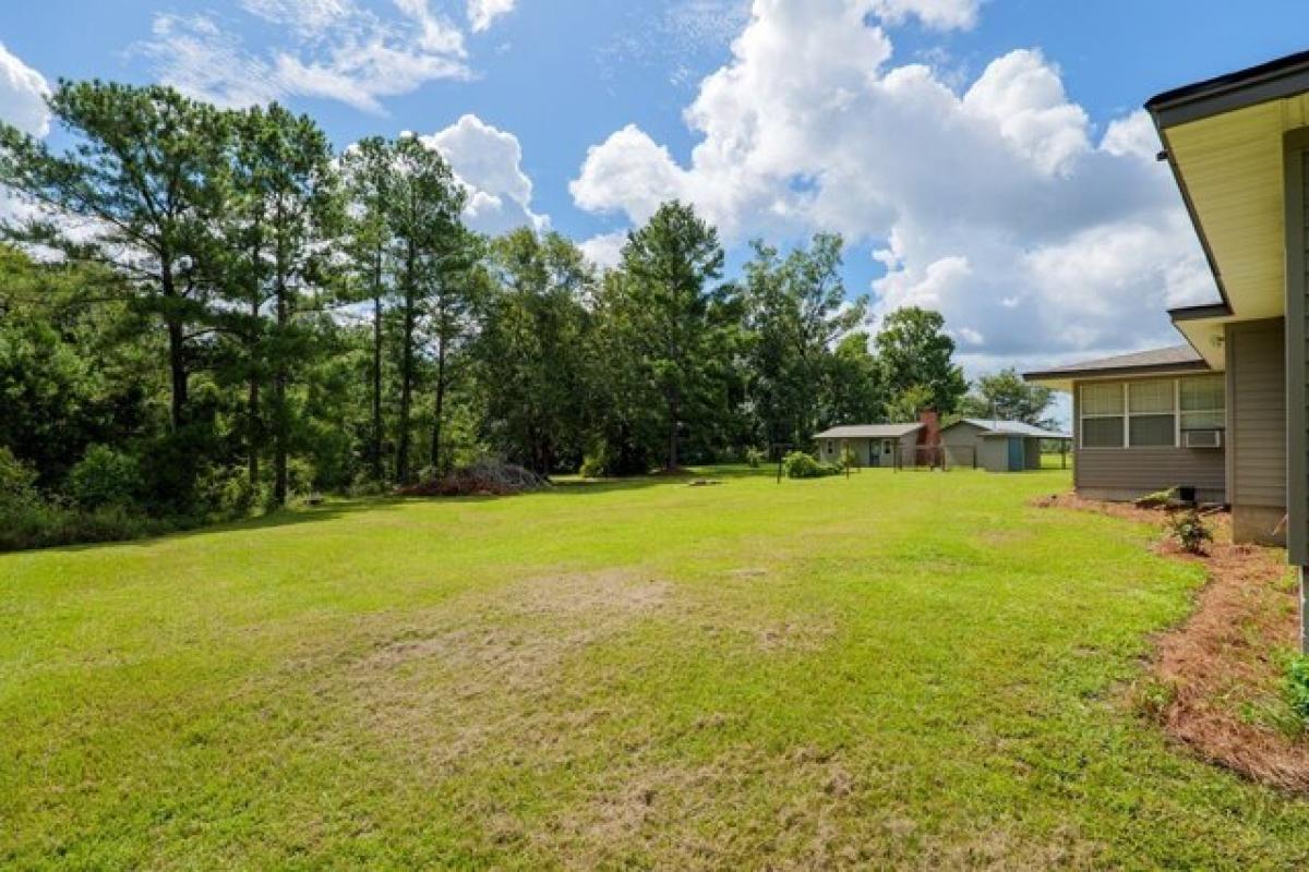 Picture of Home For Sale in Lake Park, Georgia, United States