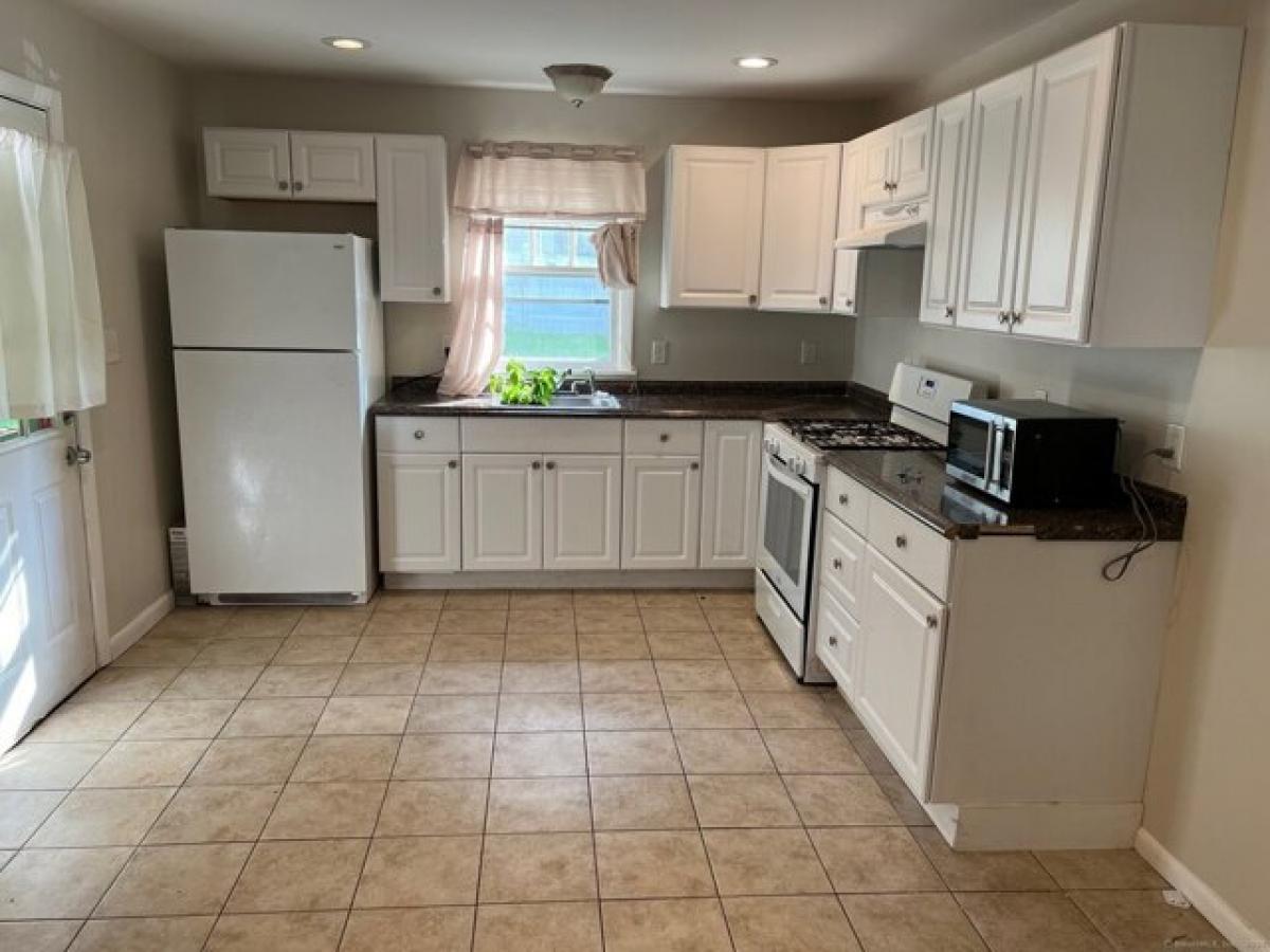 Picture of Home For Rent in Shelton, Connecticut, United States