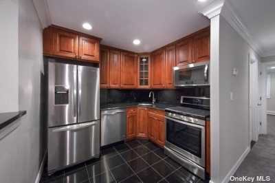 Apartment For Rent in Coram, New York