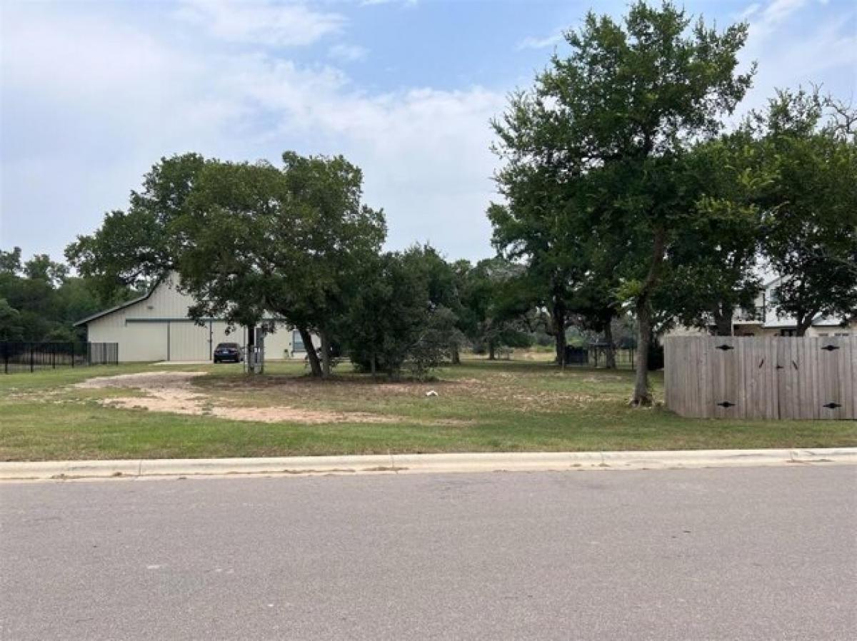 Picture of Residential Land For Sale in Georgetown, Texas, United States