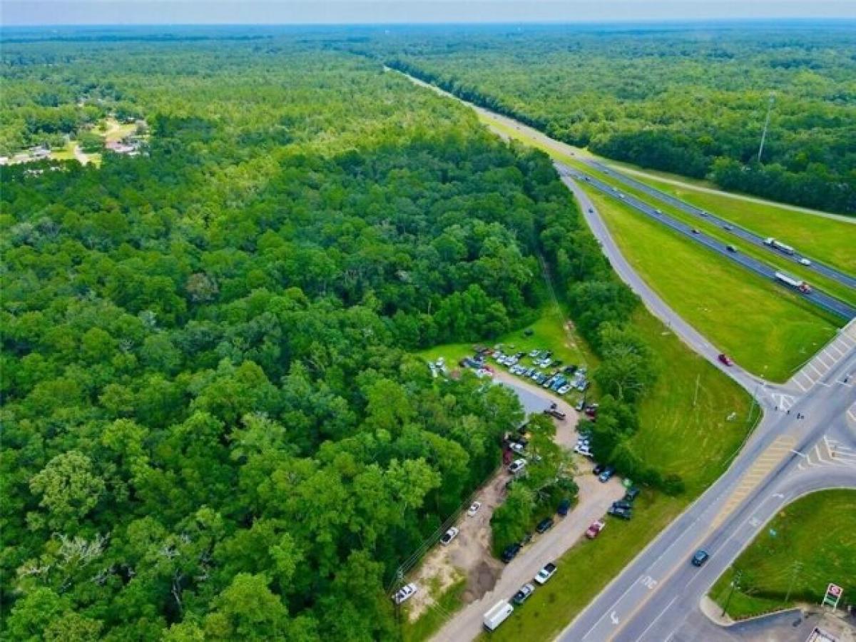 Picture of Residential Land For Sale in Saraland, Alabama, United States