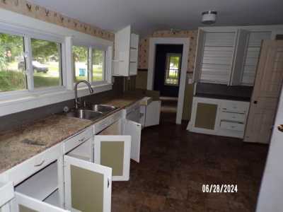 Home For Sale in Colon, Michigan