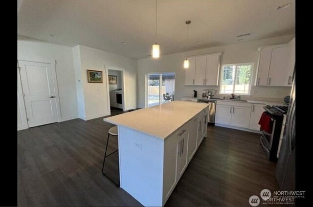 Picture of Home For Rent in Lakebay, Washington, United States