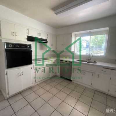 Home For Rent in Bakersfield, California