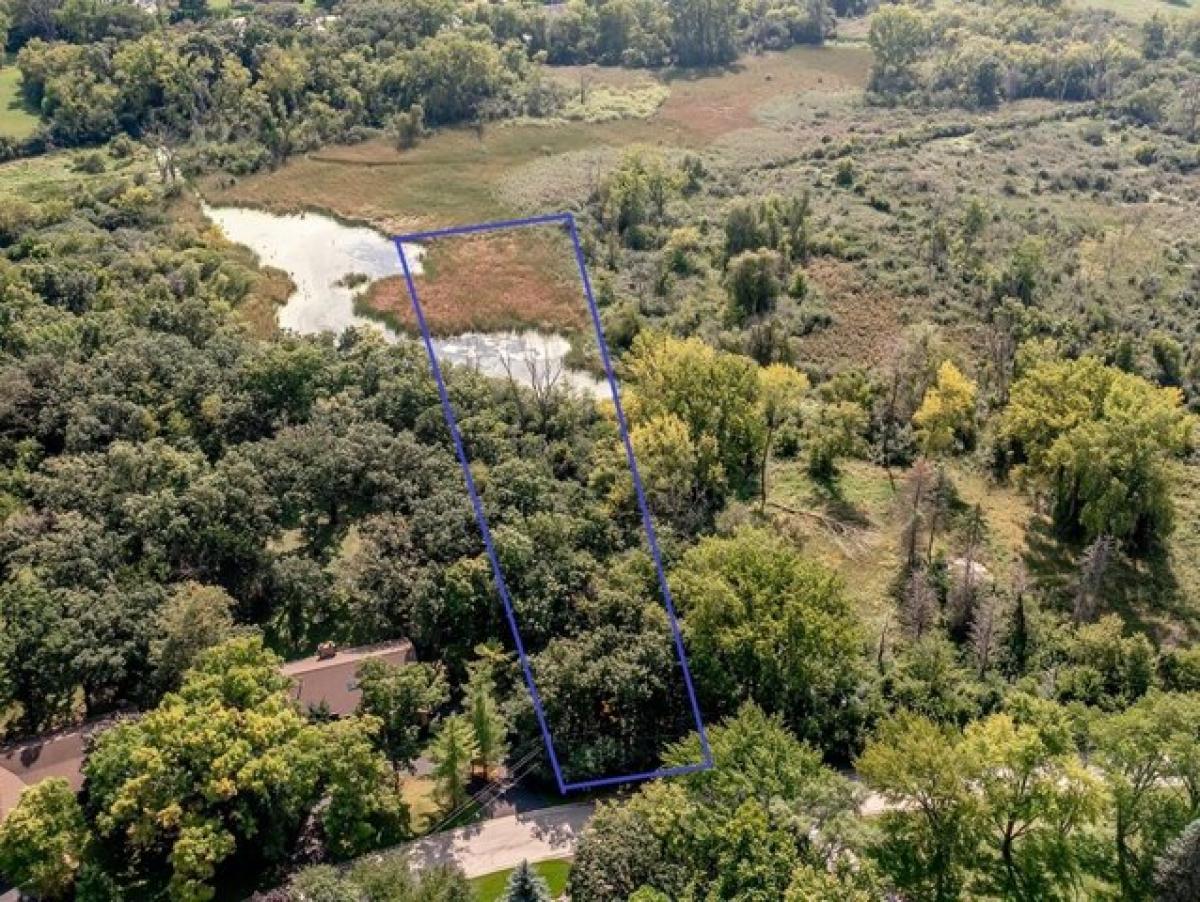 Picture of Residential Land For Sale in Lake Barrington, Illinois, United States