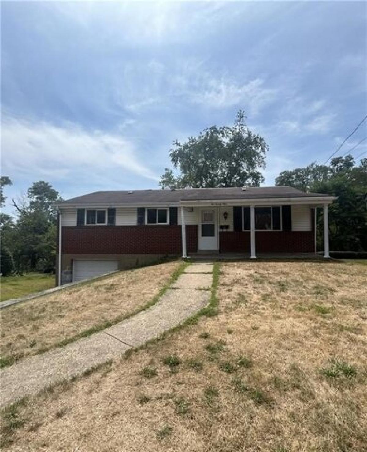 Picture of Home For Sale in Braddock, Pennsylvania, United States