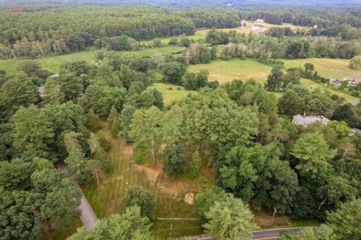 Picture of Residential Land For Sale in Topsfield, Massachusetts, United States