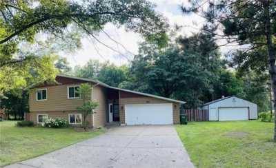 Home For Sale in Lino Lakes, Minnesota