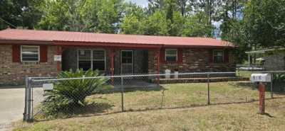 Home For Sale in Macclenny, Florida